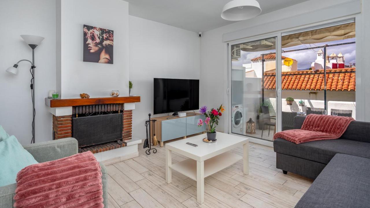 Cozy Terrace With Pool In By Costarentals - Ref 206